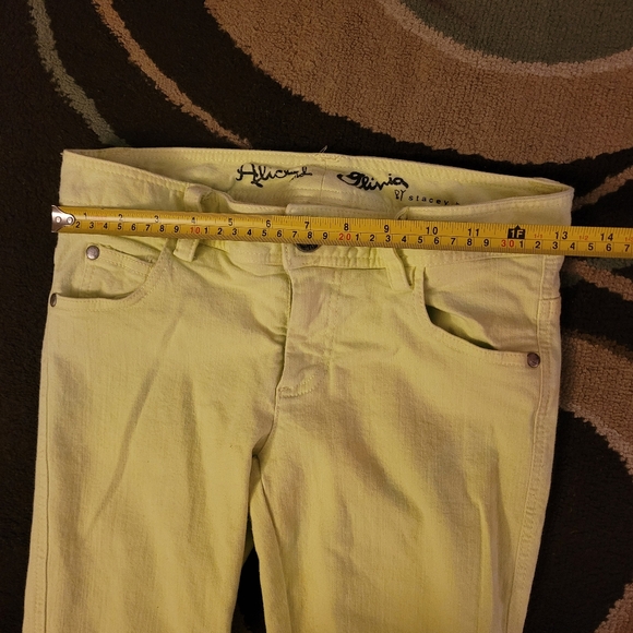 Alice + Olivia Neon Skinny Jeans - Picture 9 of 10